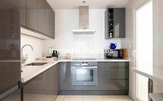 Resale - Apartment - Marbella - La Campana