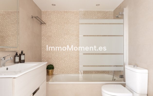 Resale - Apartment - Marbella - La Campana