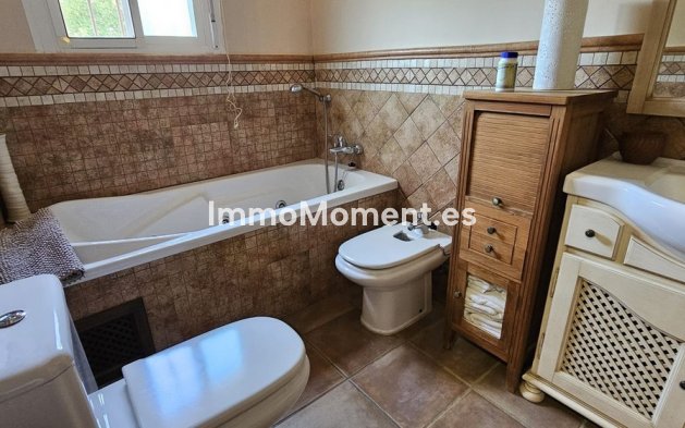 Resale - Detached villa - Marbella - El Rosario
