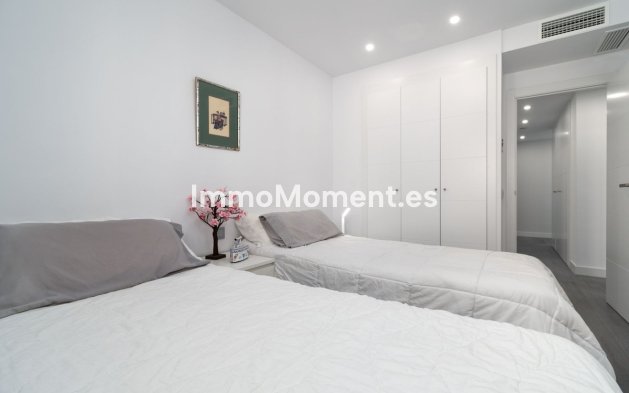 Resale - Apartment - Benalmadena - Benalmadena Pueblo