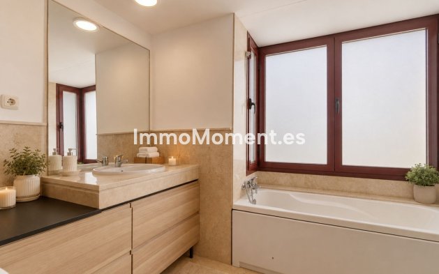 Revente - Maison mitoyenne - Casares - Doña Julia