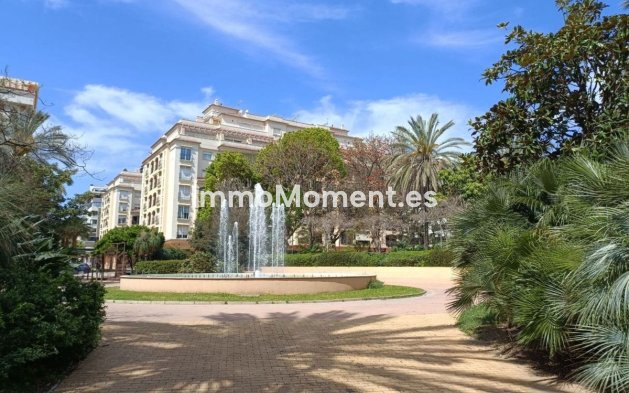 Bestaande woning - Appartement - Estepona  - Estepona Centro