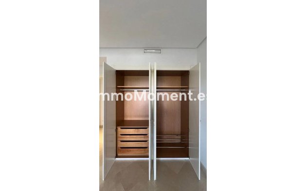 Wiederverkauf - Wohnung - Marbella - Nueva Andalucía