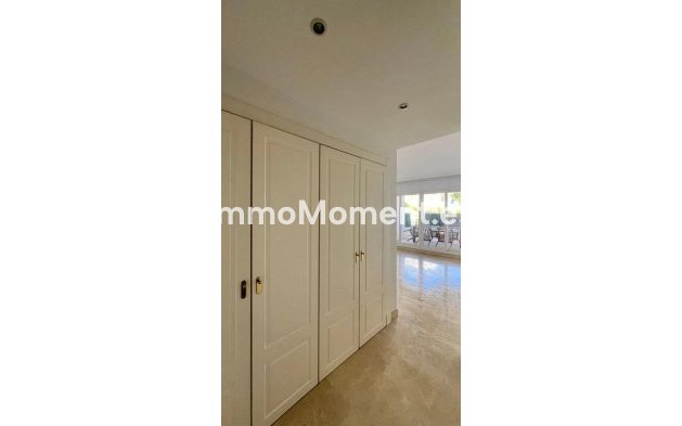 Wiederverkauf - Wohnung - Marbella - Nueva Andalucía