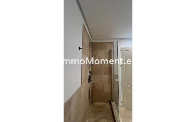 Wiederverkauf - Wohnung - Marbella - Nueva Andalucía