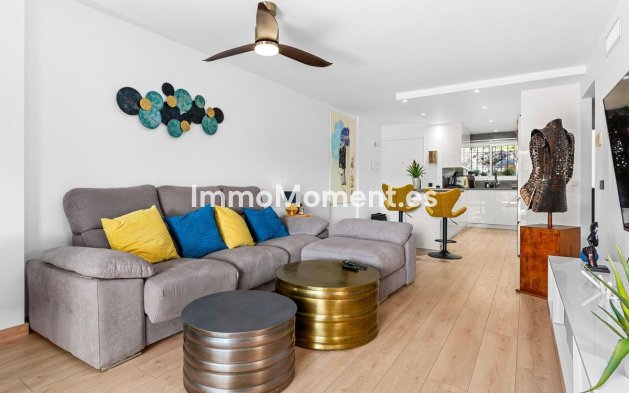 Resale - Apartment - Marbella - Reserva de Marbella