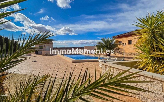 Resale - Detached villa - Pinoso - Pinoso Centro