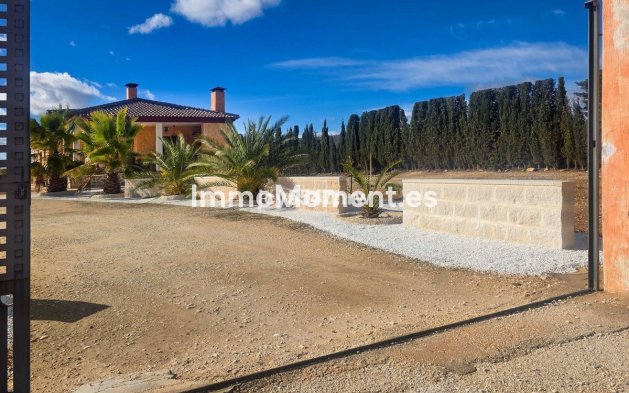 Resale - Detached villa - Pinoso - Pinoso Centro