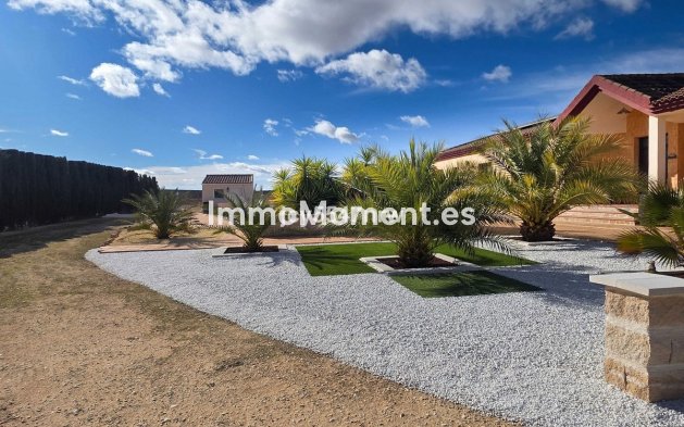 Resale - Detached villa - Pinoso - Pinoso Centro
