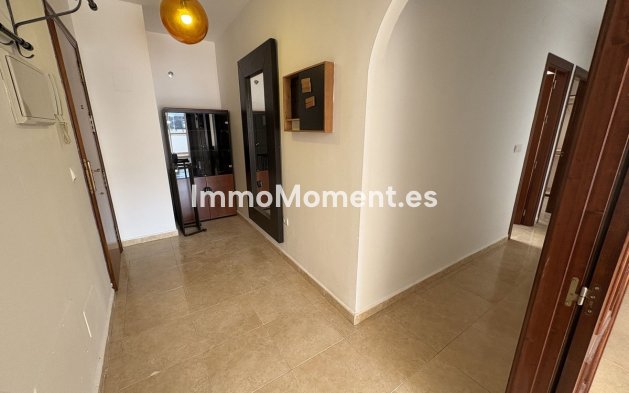 Wiederverkauf - Wohnung -   Inländisch - Alhaurín el Grande Centro
