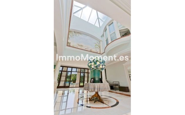 Wiederverkauf - Freistehende Villa - Marbella - Guadalmina Baja