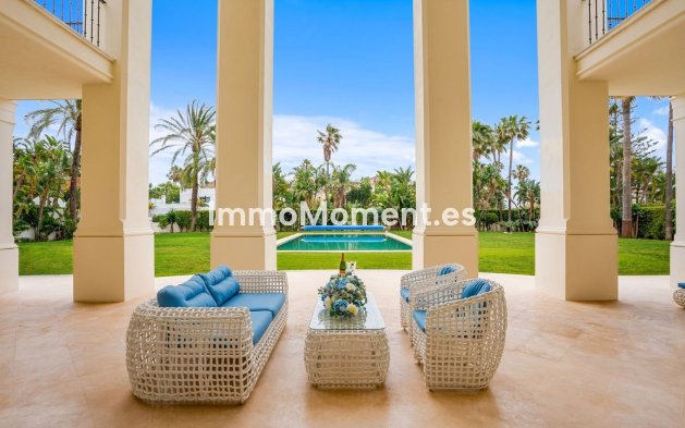 Wiederverkauf - Freistehende Villa - Marbella - Guadalmina Baja