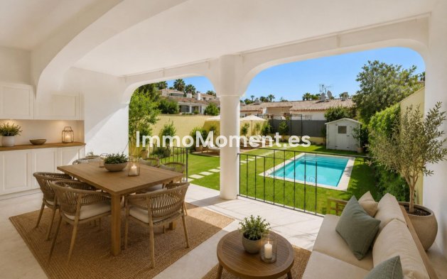 Wiederverkauf - Reihenhaus - Estepona  - Estepona Centro