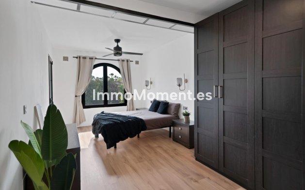 Wiederverkauf - Reihenhaus - Estepona  - Estepona Centro