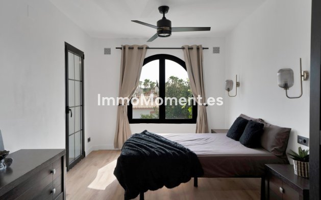 Wiederverkauf - Reihenhaus - Estepona  - Estepona Centro