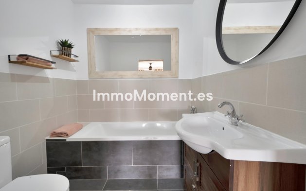 Wiederverkauf - Reihenhaus - Estepona  - Estepona Centro