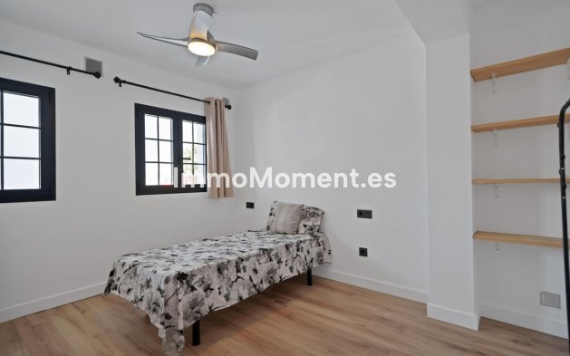 Wiederverkauf - Reihenhaus - Estepona  - Estepona Centro