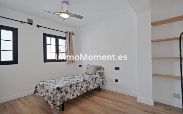 Wiederverkauf - Reihenhaus - Estepona  - Estepona Centro