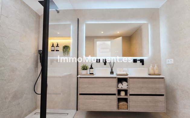 Revente - Appartement - Marbella - Nueva Andalucía