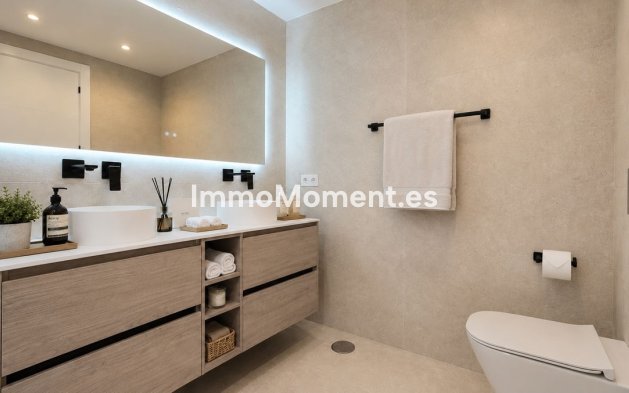 Revente - Appartement - Marbella - Nueva Andalucía