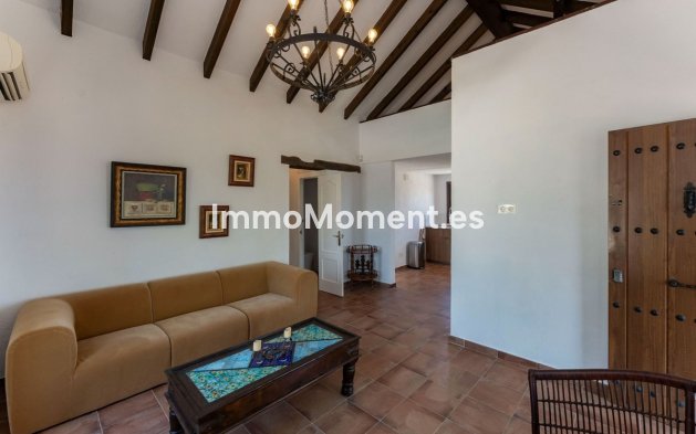 Revente - Maison de campagne - Intérieur                       - Monda