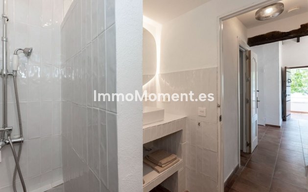 Revente - Maison de campagne - Intérieur                       - Monda