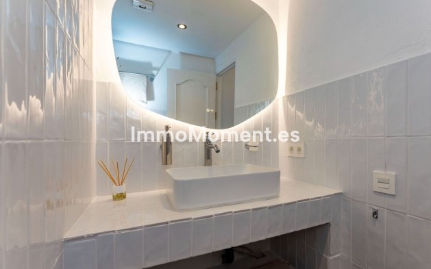 Revente - Maison de campagne - Intérieur                       - Monda