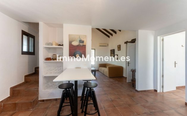 Revente - Maison de campagne - Intérieur                       - Monda