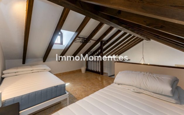 Revente - Maison de campagne - Intérieur                       - Monda