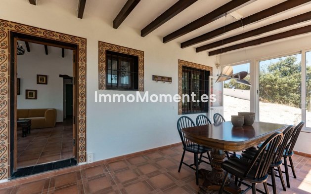 Revente - Maison de campagne - Intérieur                       - Monda