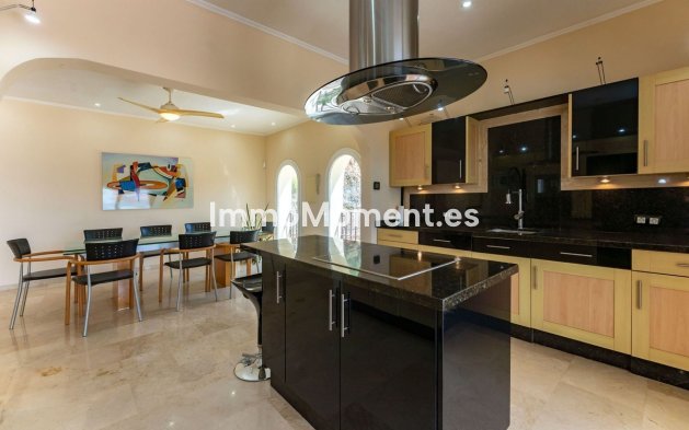Resale - Country house - Inland  - Cártama Centro