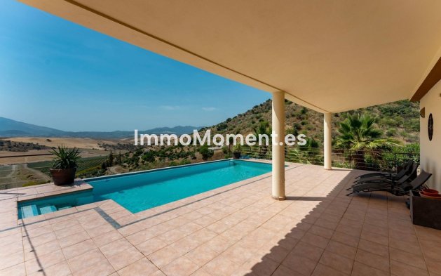 Resale - Country house - Inland  - Cártama Centro