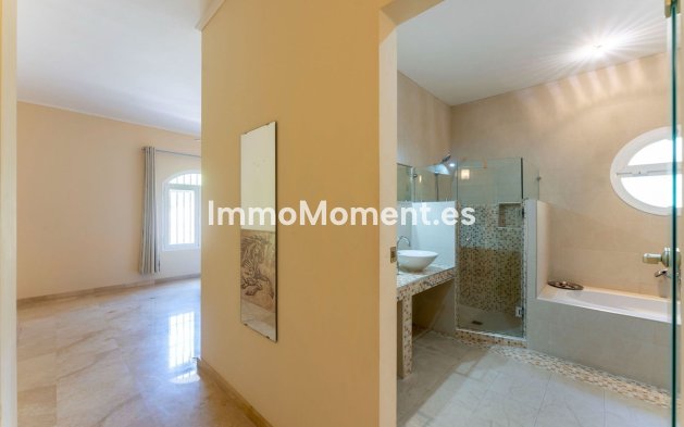 Resale - Country house - Inland  - Cártama Centro