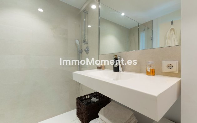 Resale - Apartment - Fuengirola - Higueron