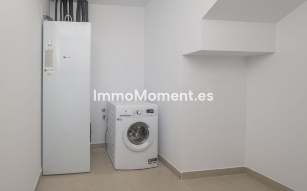Bestaande woning - Vrijstaande villa - Estepona  - Estepona Centro