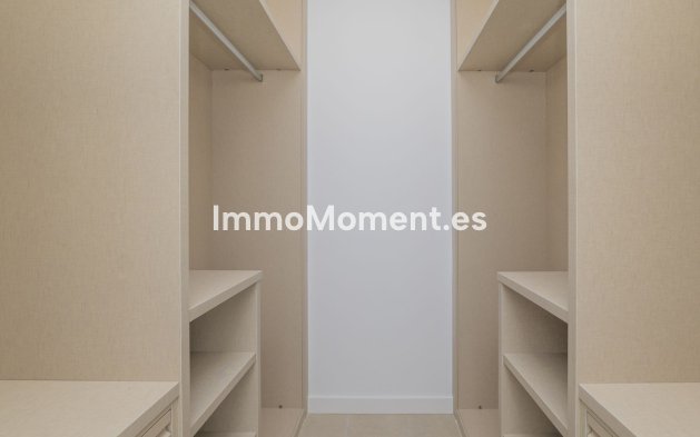 Bestaande woning - Vrijstaande villa - Estepona  - Estepona Centro