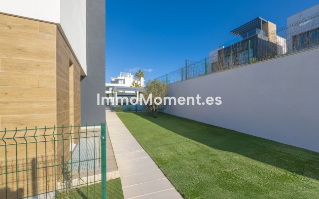 Bestaande woning - Vrijstaande villa - Estepona  - Estepona Centro