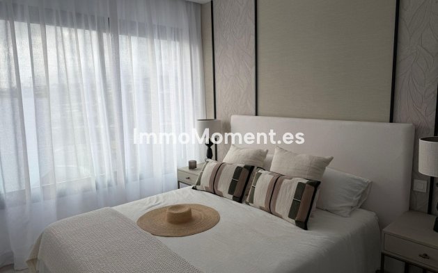 Bestaande woning - Vrijstaande villa - Estepona  - Estepona Centro