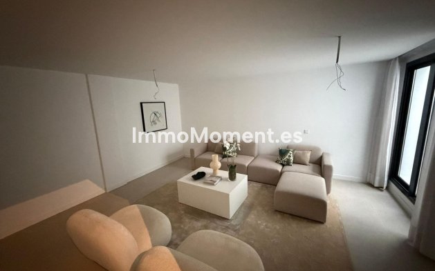 Bestaande woning - Vrijstaande villa - Estepona  - Estepona Centro