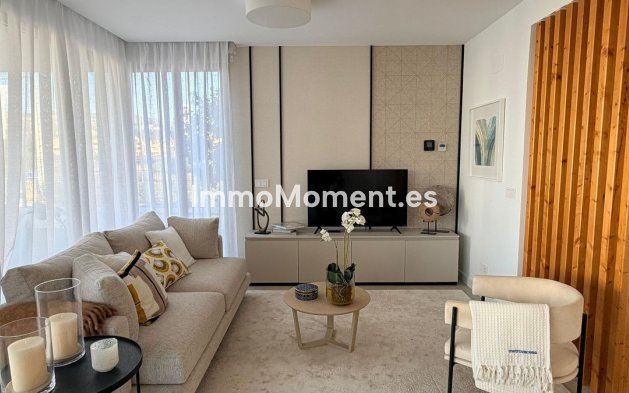 Bestaande woning - Vrijstaande villa - Estepona  - Estepona Centro