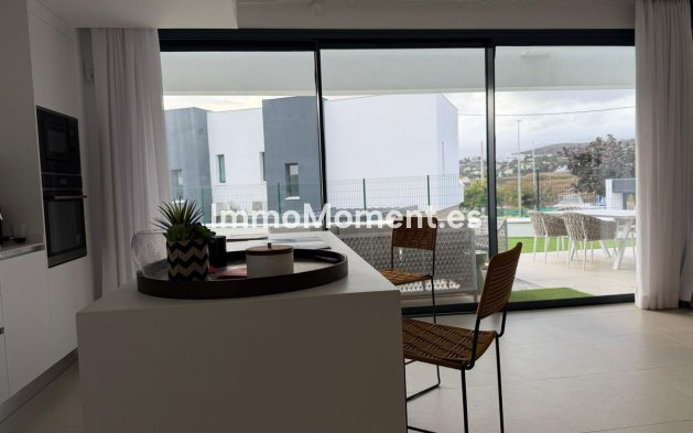 Bestaande woning - Vrijstaande villa - Estepona  - Estepona Centro