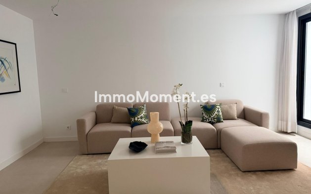 Bestaande woning - Vrijstaande villa - Estepona  - Estepona Centro