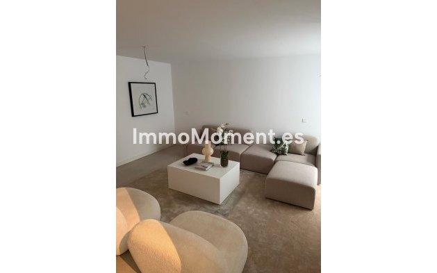 Bestaande woning - Vrijstaande villa - Estepona  - Estepona Centro
