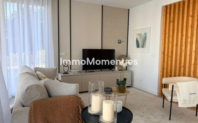 Bestaande woning - Vrijstaande villa - Estepona  - Estepona Centro
