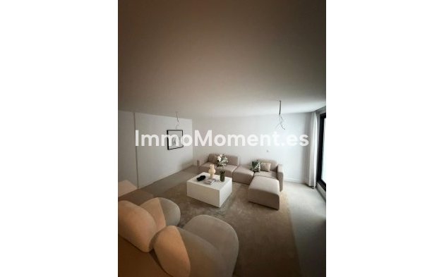 Bestaande woning - Vrijstaande villa - Estepona  - Estepona Centro