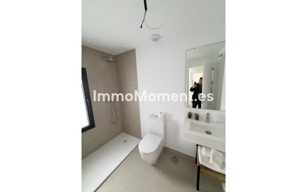 Bestaande woning - Vrijstaande villa - Estepona  - Estepona Centro