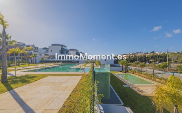 Bestaande woning - Vrijstaande villa - Estepona  - Estepona Centro
