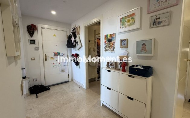 Reventa - Apartamento - Benahavís - Benahavís Centro