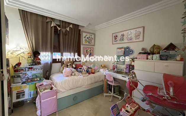 Reventa - Apartamento - Benahavís - Benahavís Centro