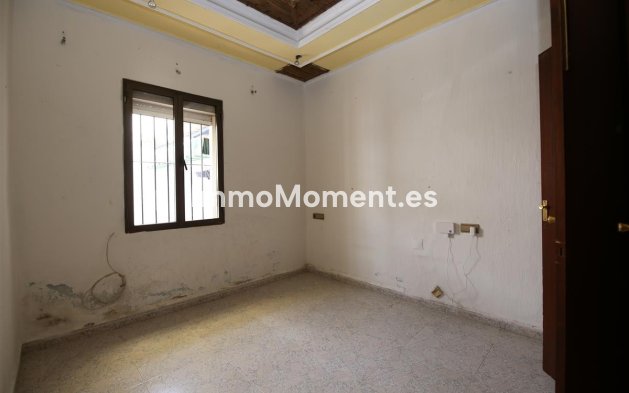 Resale - Townhouse - Estepona - Estepona Centro